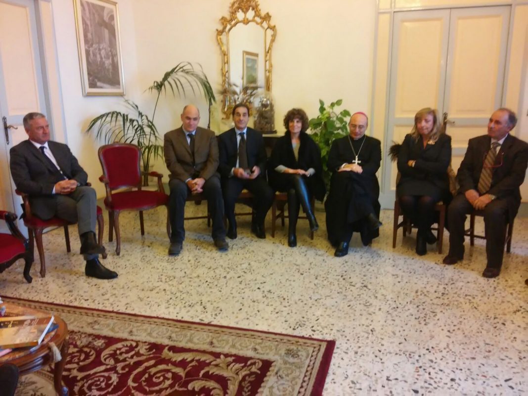 Vescovo-dindaci-19dic2015-2