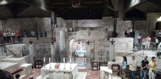 NELLA GROTTA DI NAZARETH ABBIAMO PREGATO PER ISCHIA